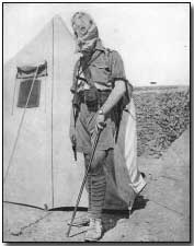 British soldier in Mesopotamia wearing gas mask